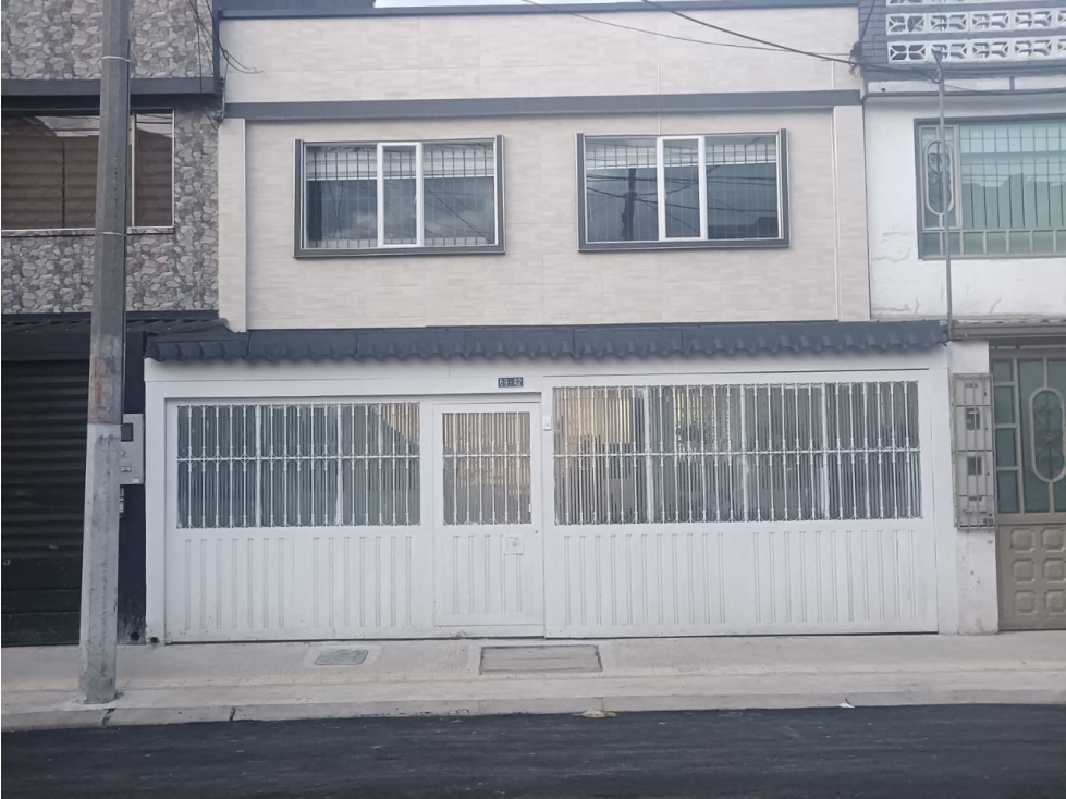 CASA EN VENTA EN LAS FERIAS - BOGOTA