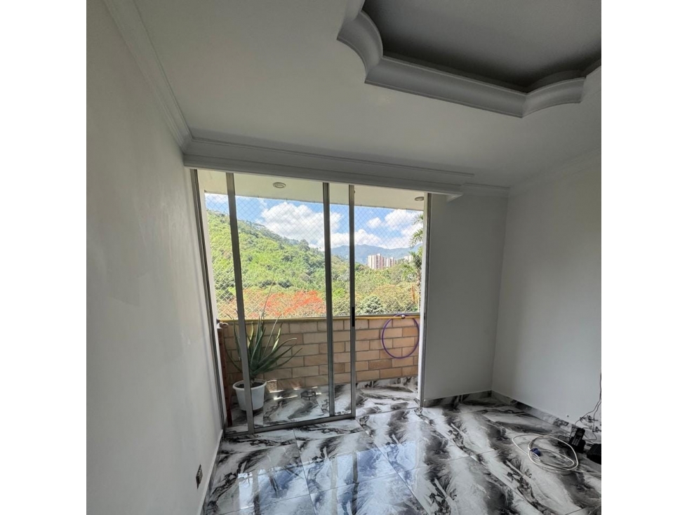 APARTAMENTO EN ARRIENDO LOMA DE LOS BERNAL BELEN MEDELLIN — foto 6