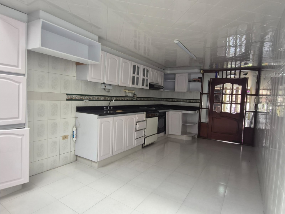 CASA EN VENTA EN LA ALHAMBRA - BOGOTA — foto 4