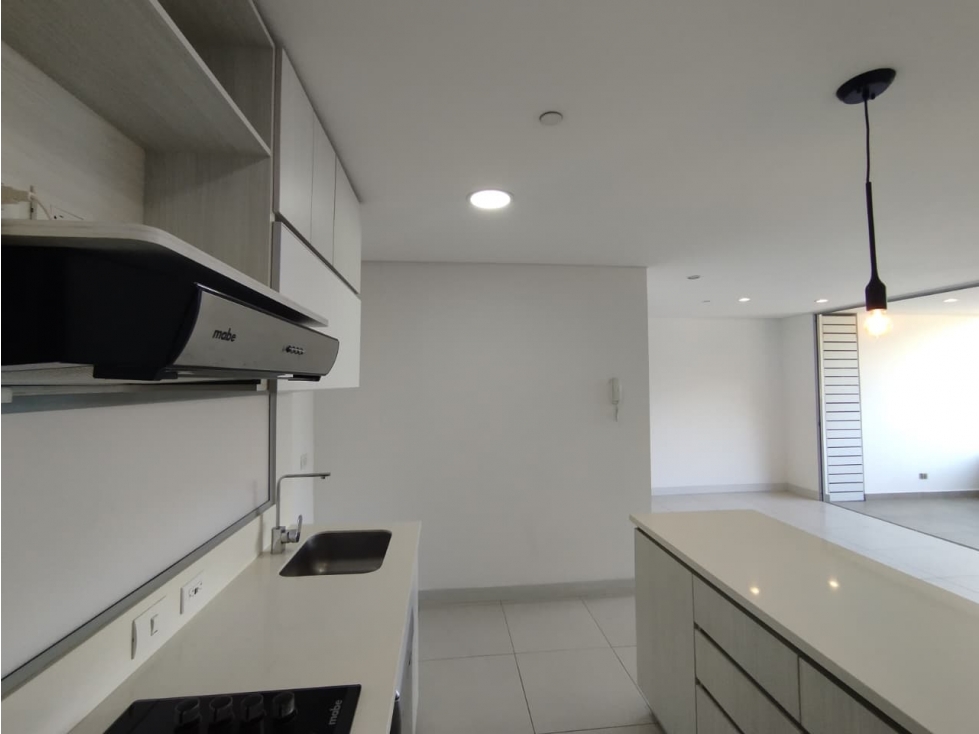 APARTAMENTO EN ARRIENDO EL POBLADO — foto 6