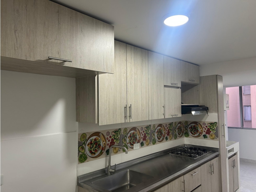 APARTAMENTO EN VENTA EN LA CASTELLANA - MEDELLIN — foto 5
