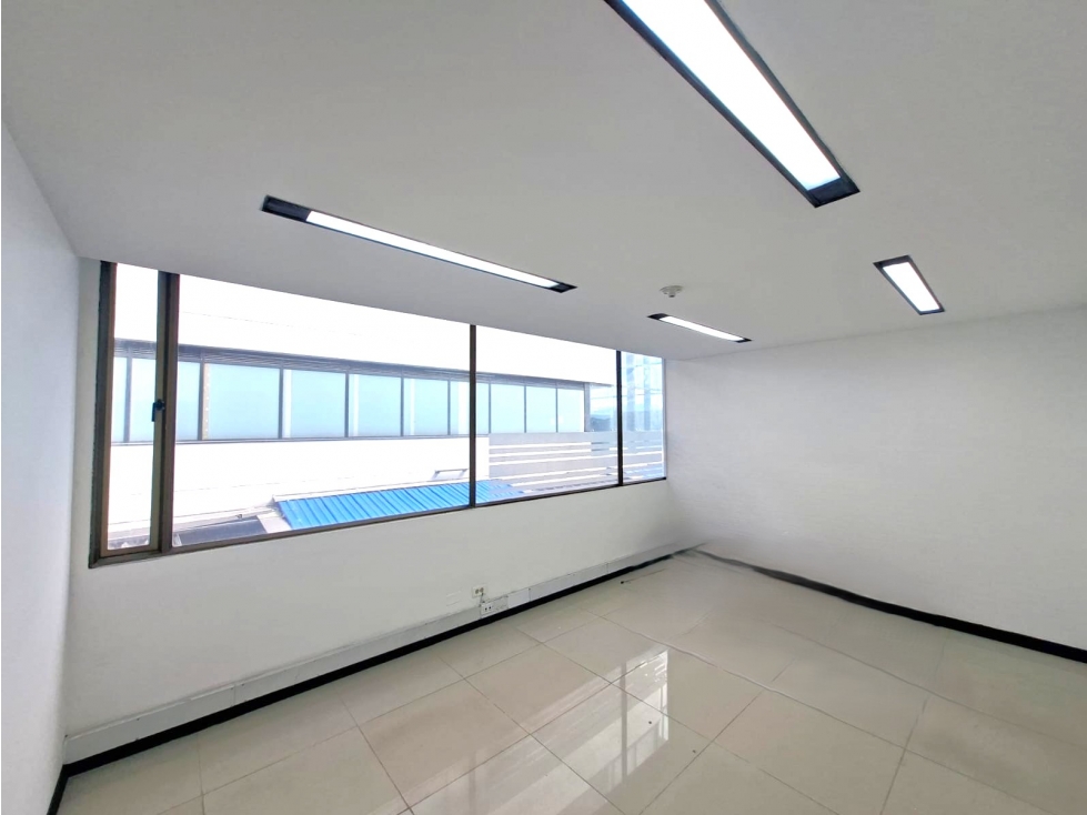 OFICINA EN ARRIENDO EN SAN PATRICIO - BOGOTA — foto 5