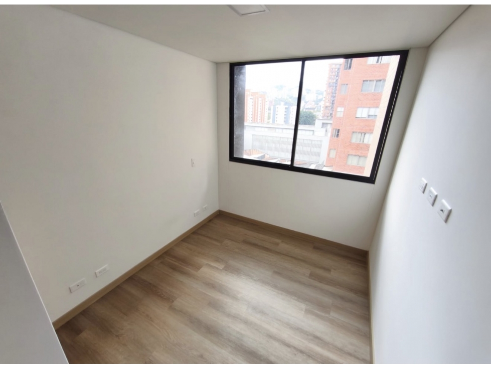 APARTAMENTO EN VENTA EN LOS COLORES - MEDELLIN — foto 6