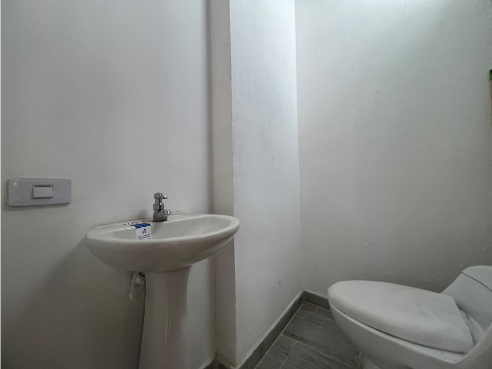 LOCAL EN ARRIENDO EN POBLADO — foto 5
