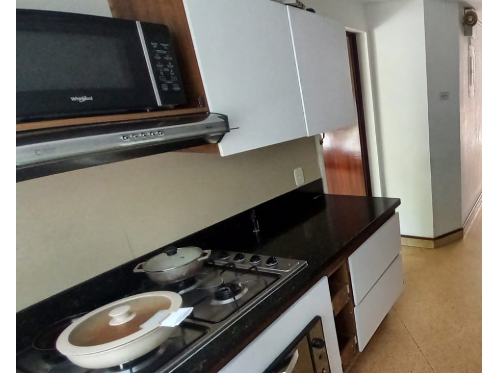 CASA EN ARRIENDO EN EL POBLADO LOS BALSOS - MEDELLIN — foto 2