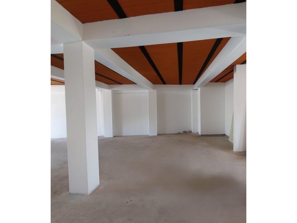 LOCAL EN ARRIENDO EN BELLO - 3