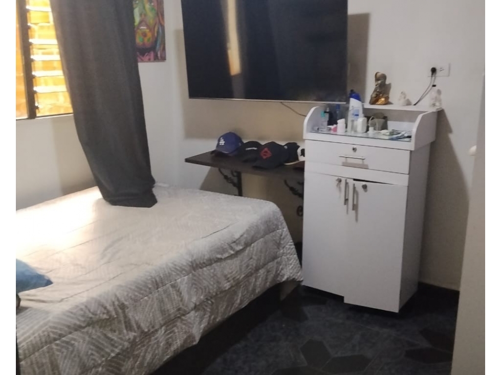 APARTAMENTO EN VENTA EN MANRIQUE - MEDELLIN — foto 4
