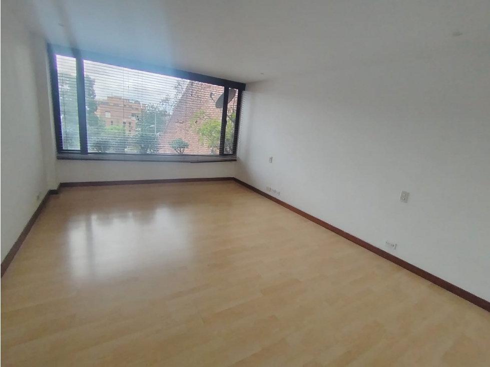 APARTAMENTO EN ARRIENDO EN CHICO - BOGOTA — foto 3