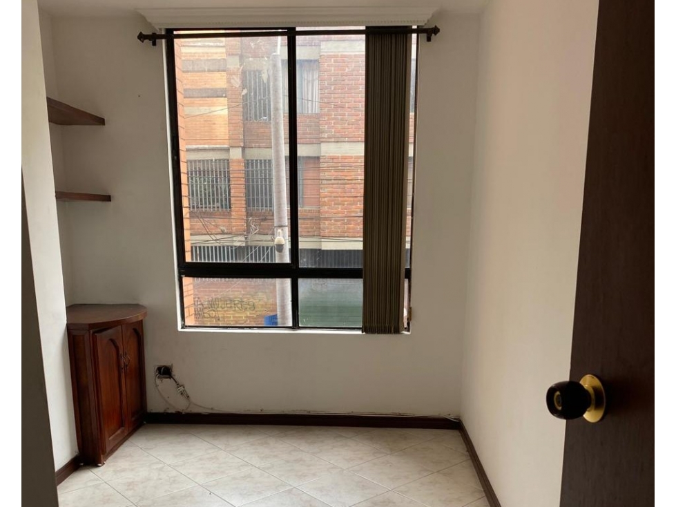 APARTAMENTO EN VENTA EN GIRARDOT CENTRO — foto 4