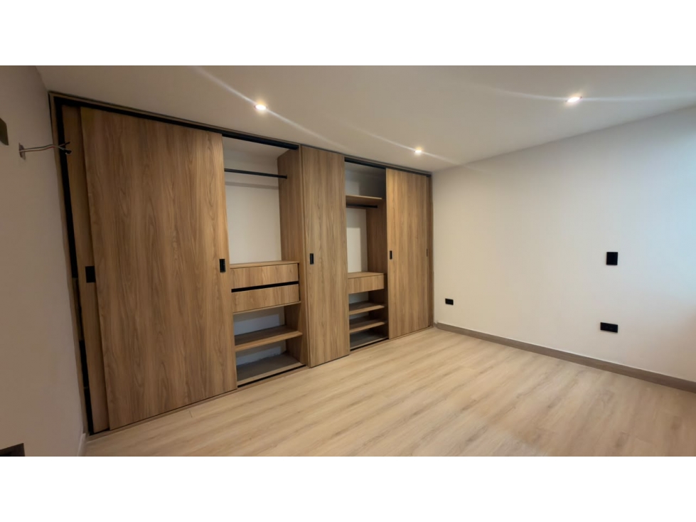 SE RENTA APARTAMENTO EN SABANETA ANTIOQUIA — foto 4