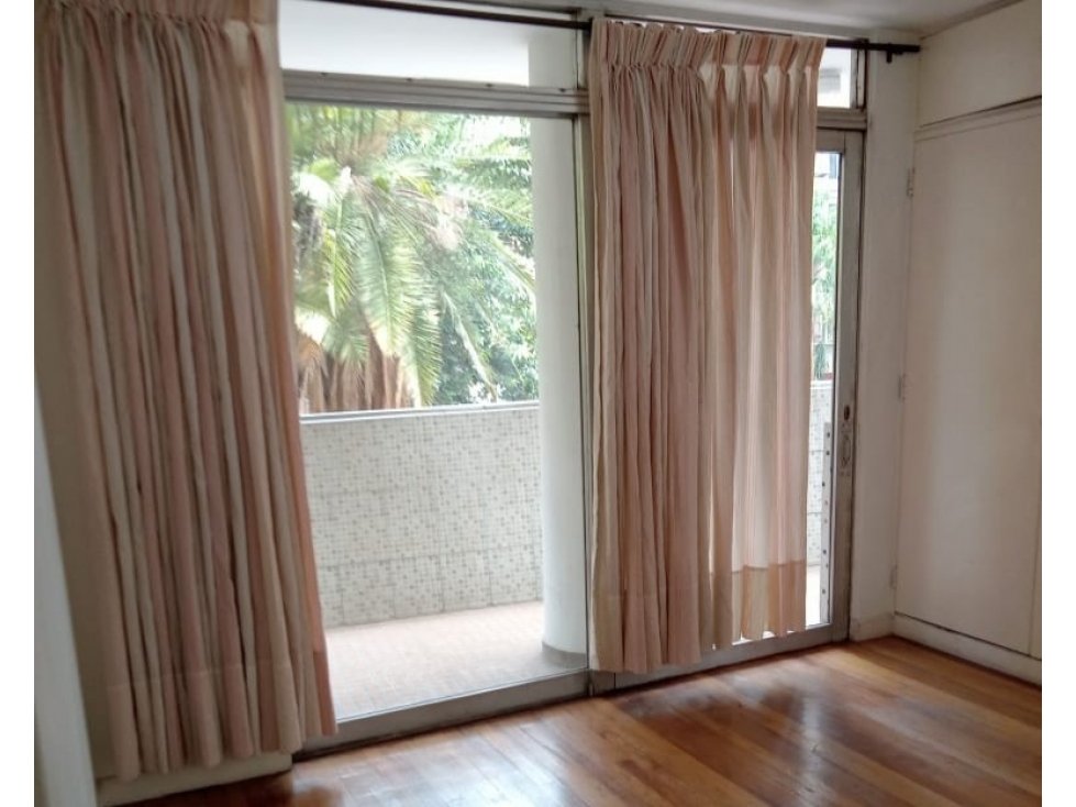 APARTAMENTO EN VENTA EN LA CANDELARIA MEDELLIN — foto 2