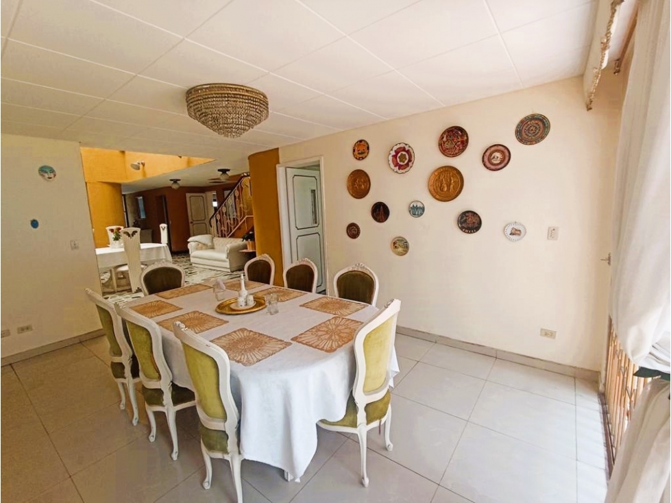 CASA EN VENTA EN LOS CEDROS BOGOTA — foto 5