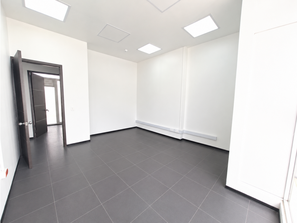 LOCAL COMERCIAL EN ARRIENDO EN SUBA - BOGOTA — foto 4