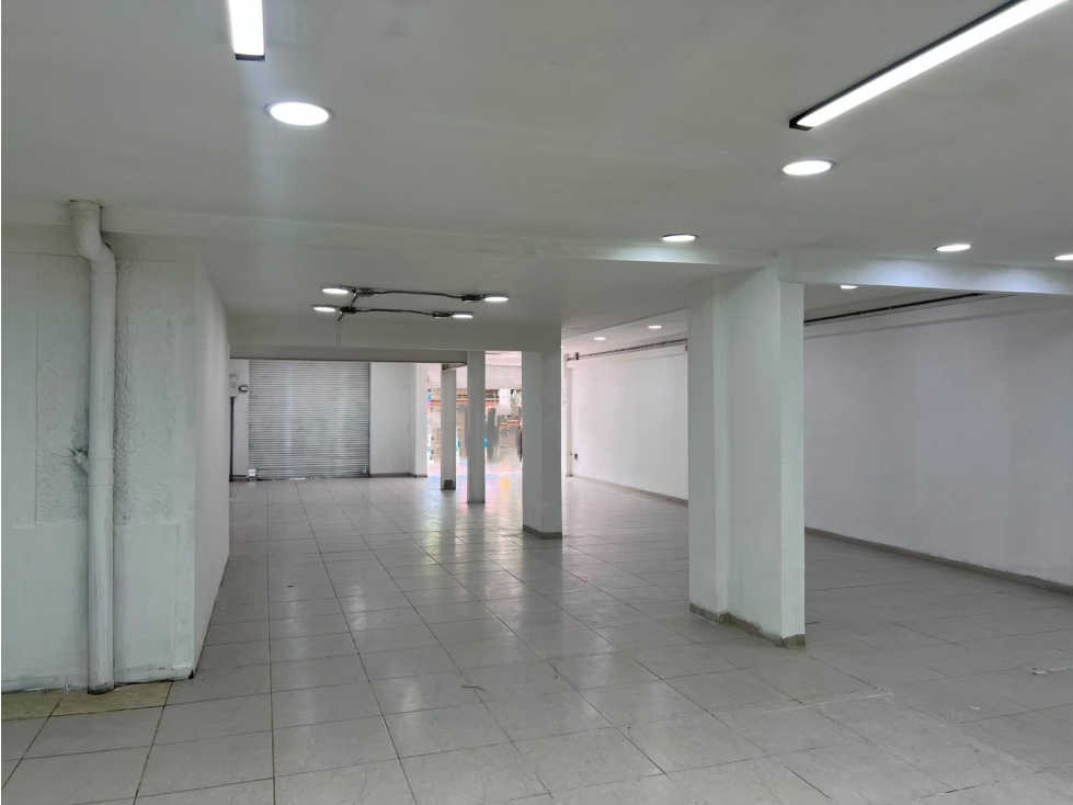 LOCAL EN ARRIENDO EN PATIO BONITO - MEDELLIN — foto 4