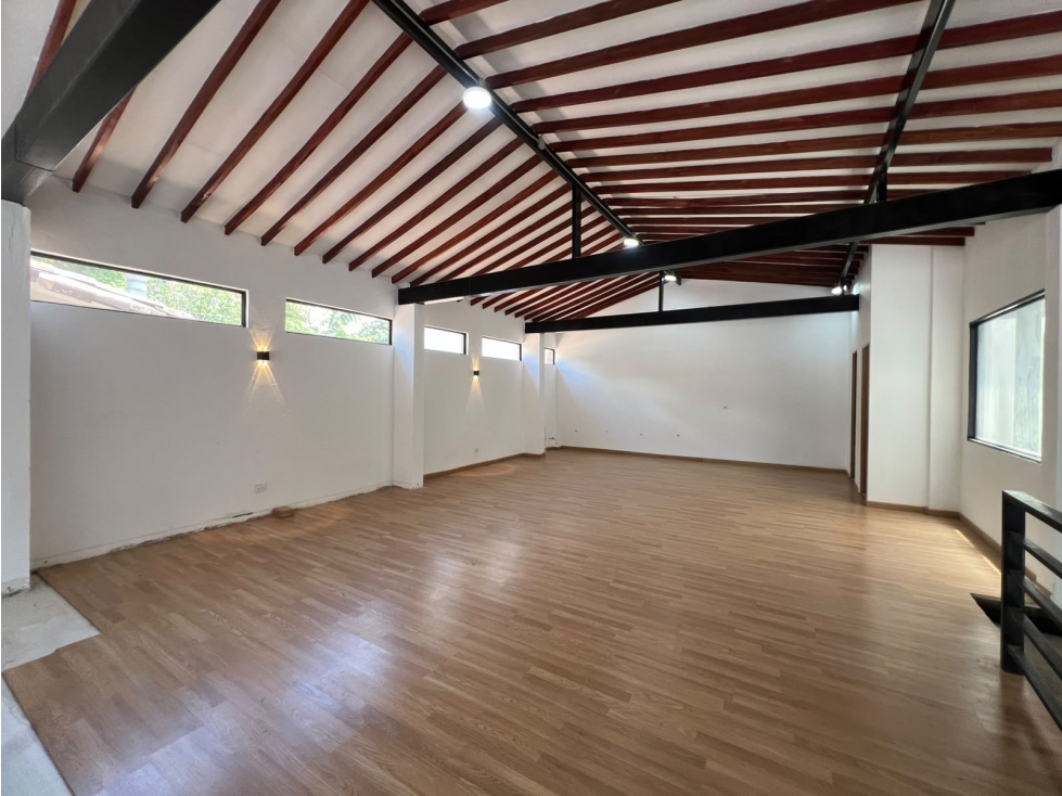 LOCAL EN ARRIENDO EN POBLADO — foto 2