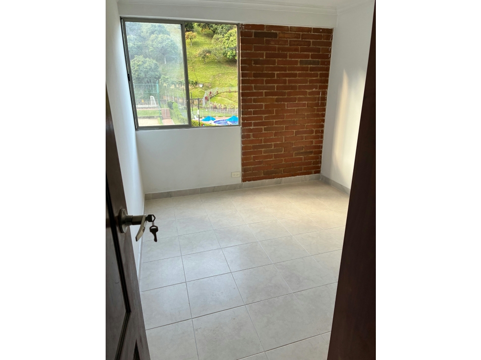 APARTAMENTO EN VENTA EN LA ALMERIA MEDELLIN — foto 5