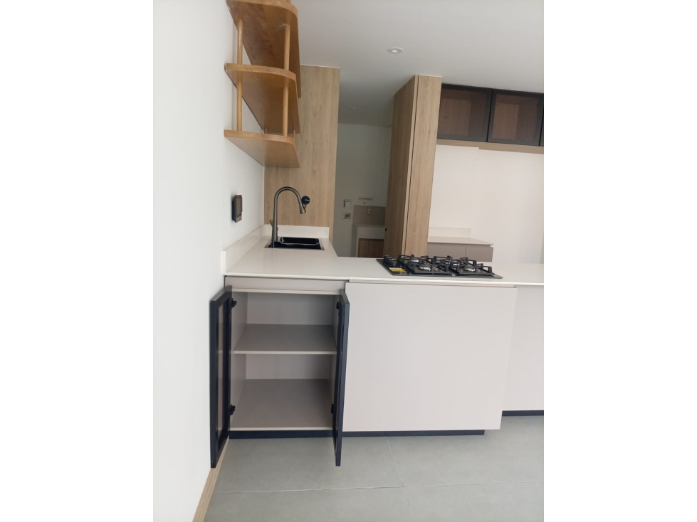 APARTAMENTO EN VENTA EN LA CASTELLANA MEDELLÍN — foto 2