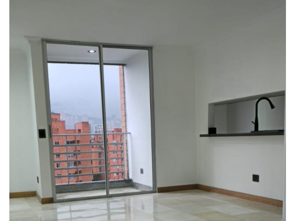 APARTAMENTO EN VENTA EN LAURELES MEDELLIN — foto 5