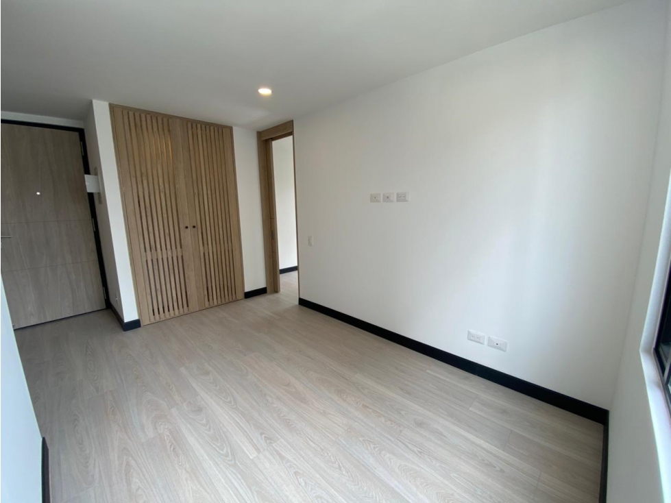 APARTAESTUDIO EN VENTA EN SANTA BARBARA ORIENTAL - BOGOTÁ — foto 2
