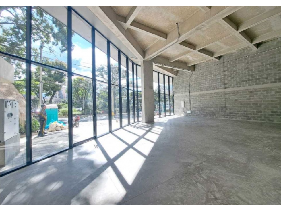 VENTA DE LOCAL EN EL POBLADO — foto 6