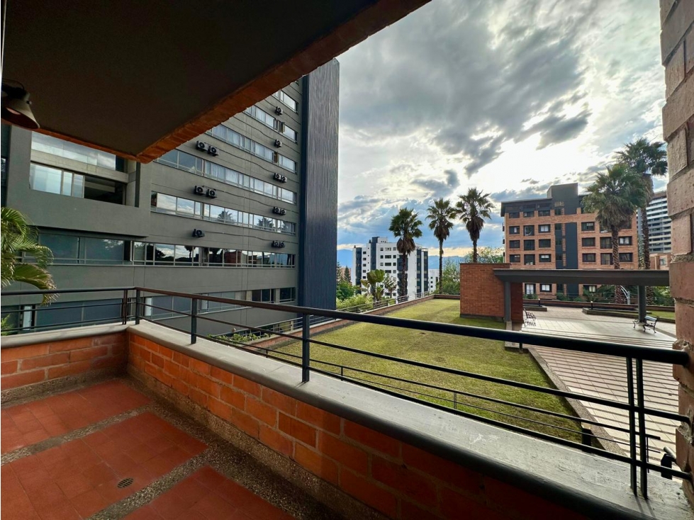 APARTAMENTO EN ARRIENDO EN EL POBLADO — foto 3