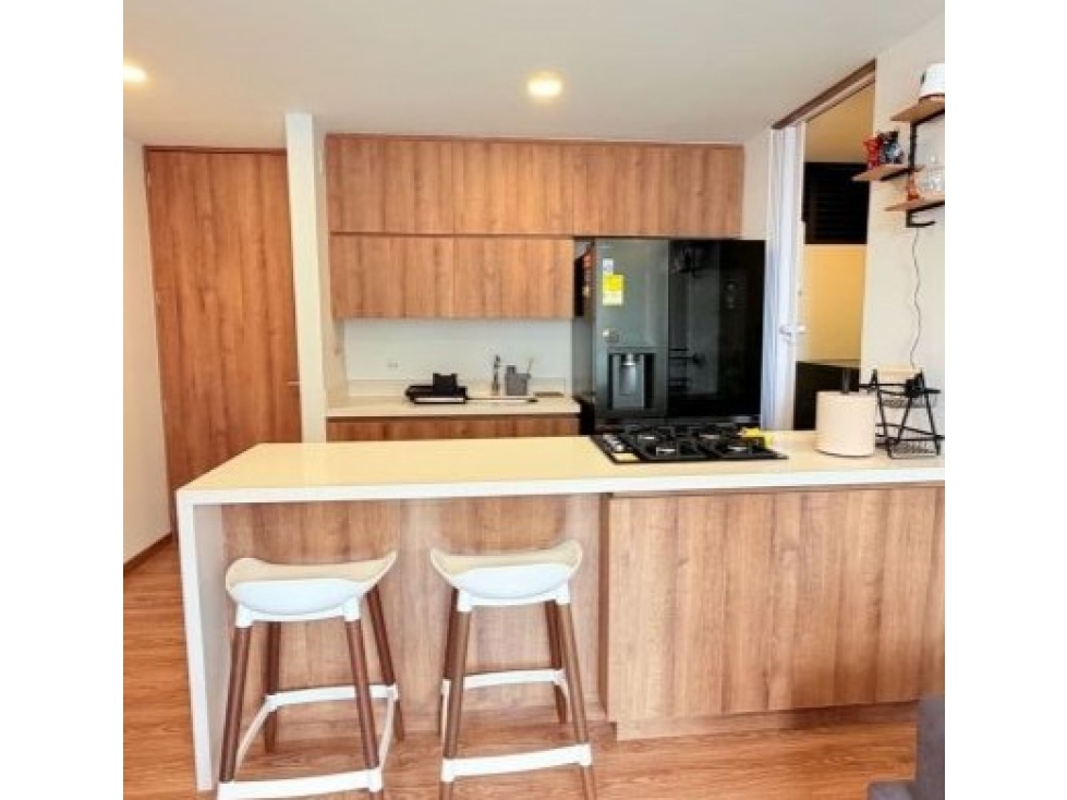 APARTAMENTO EN ALTO DE TRIANON ENVIGADO