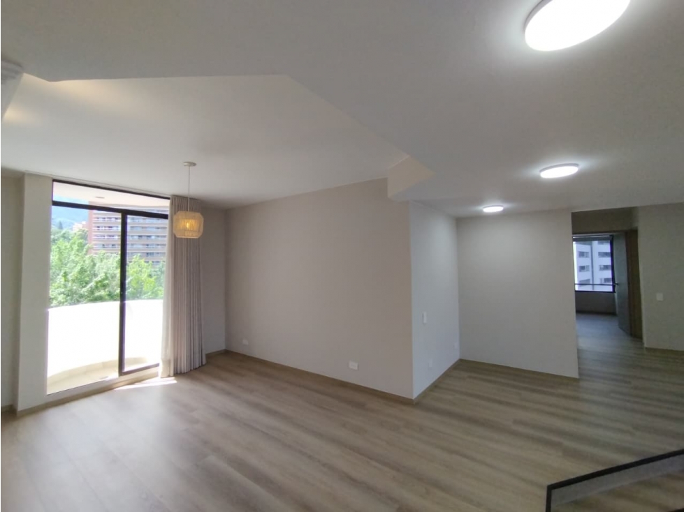 APARTAMENTO EN ARRIENDO EN EL POBLADO — foto 6