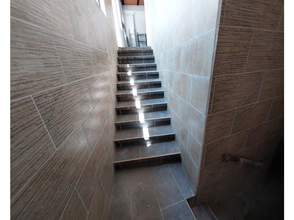 LOCAL EN ARRIENDO EN BELLO - 5