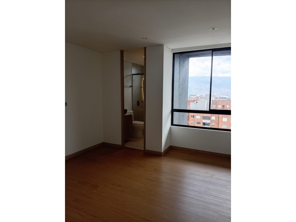 APARTAMENTO EN VENTA EN LA CASTELLANA MEDELLÍN — foto 3