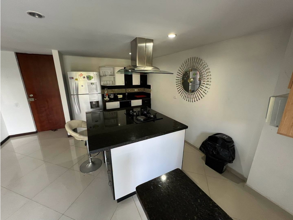 APARTAESTUDIO AMOBLADO EN ARRIENDO EN EL POBLADO MEDELLIN ANTIOQUIA — foto 5