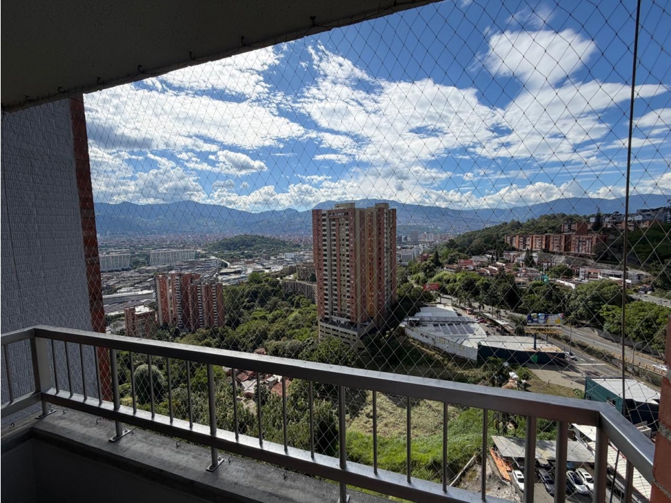 APARTAMENTO EN ARRIENDO EN SAN DIEGO - MEDELLÍN