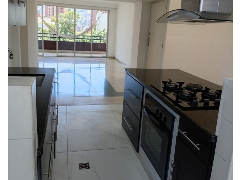 APARTAMENTO EN ARRIENDO EN POBLADO — foto 5