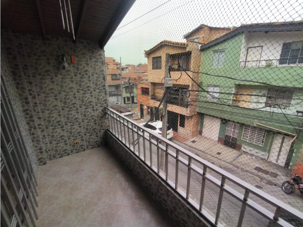 APARTAMENTOS EN VENTA EN BUENOS AIRES - MEDELLIN