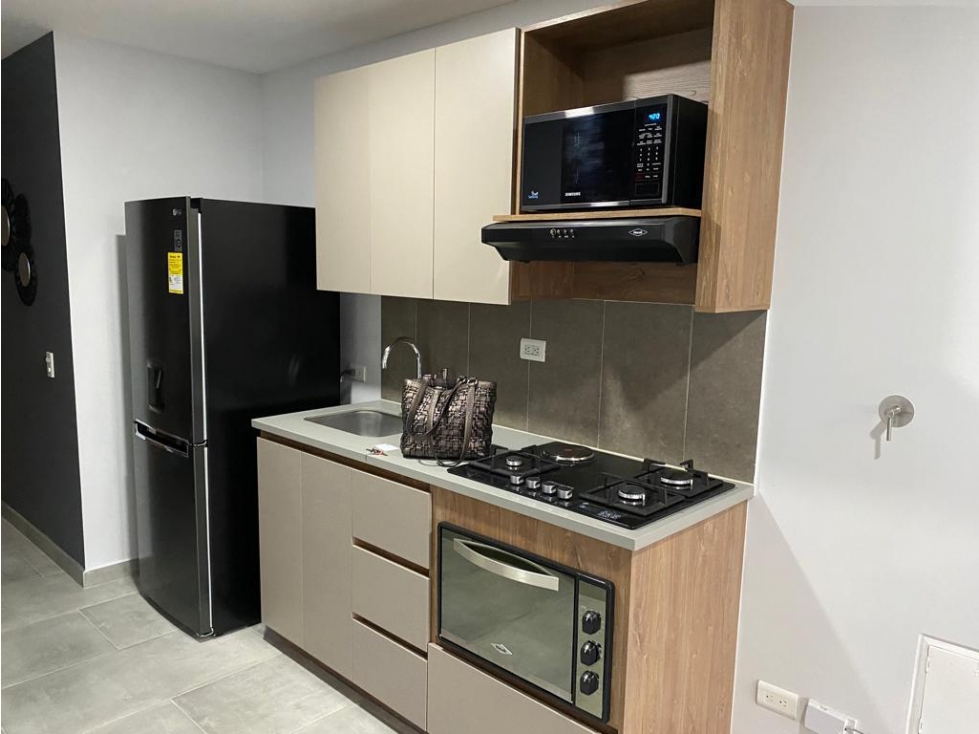 APARTAMENTO EN VENTA EN BELEN LOS ALMENDROS — foto 4