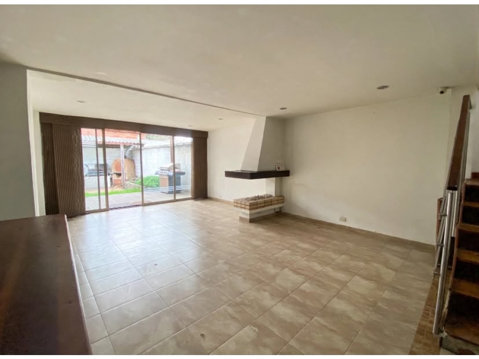 CASA EN VENTA EN LOS ANDES - BOGOTA