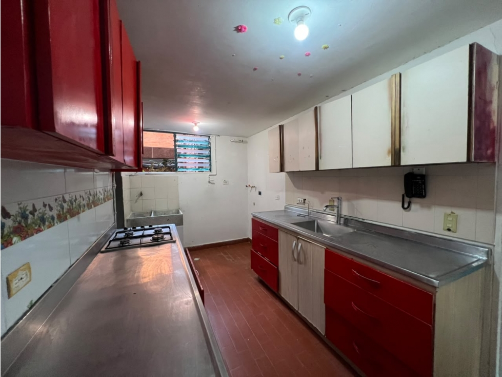 VENTA DE APARTAMENTO EN LAURELES MEDELLIN ANTIOQUIA — foto 2