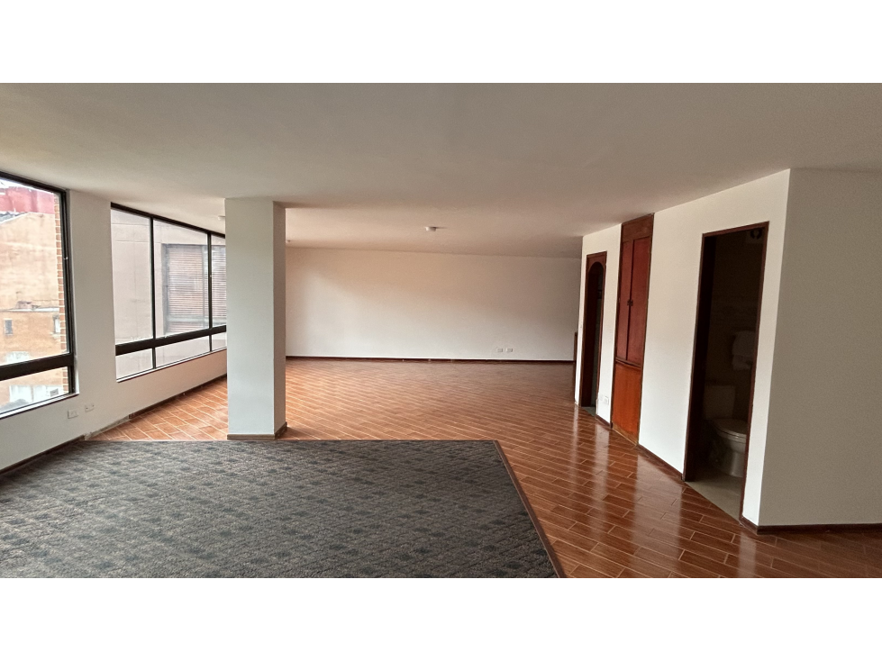 OFICINA EN ARRIENDO EN EL LAGO - BOGOTA — foto 2