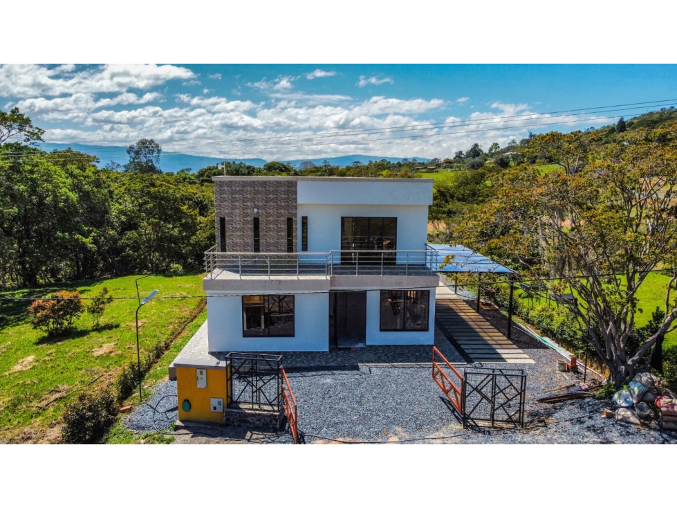 SE VENDE CASA CAMPESTRE BARBOSA - SANTANDER - 3
