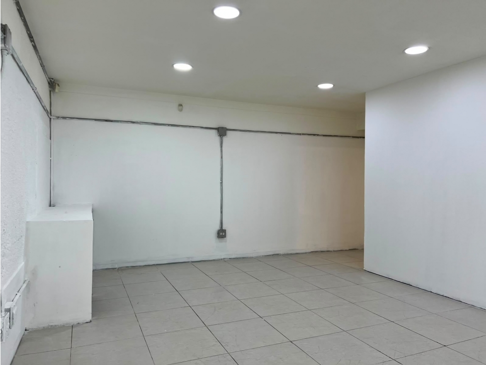 LOCAL EN ARRIENDO EN PATIO BONITO - MEDELLIN — foto 6