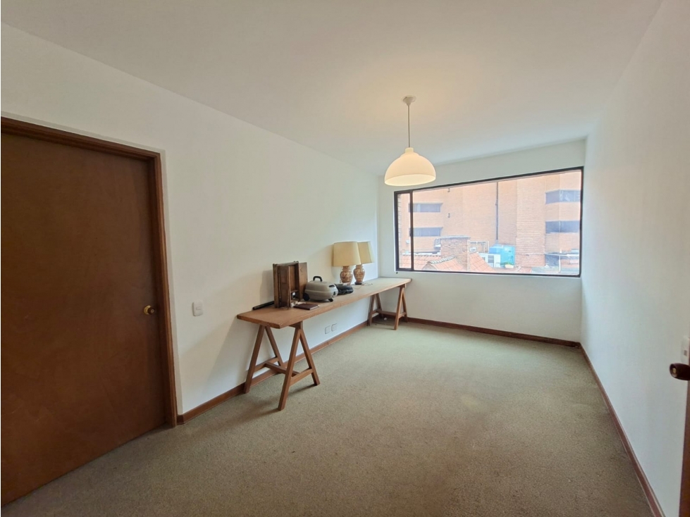 OFICINA EN ARRIENDO EN QUINTA CAMACHO - BOGOTA — foto 2