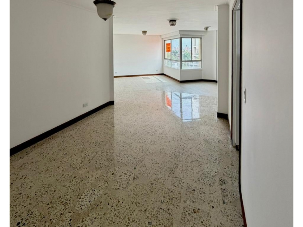 APARTAMENTO EN VENTA EN LAURELES — foto 2