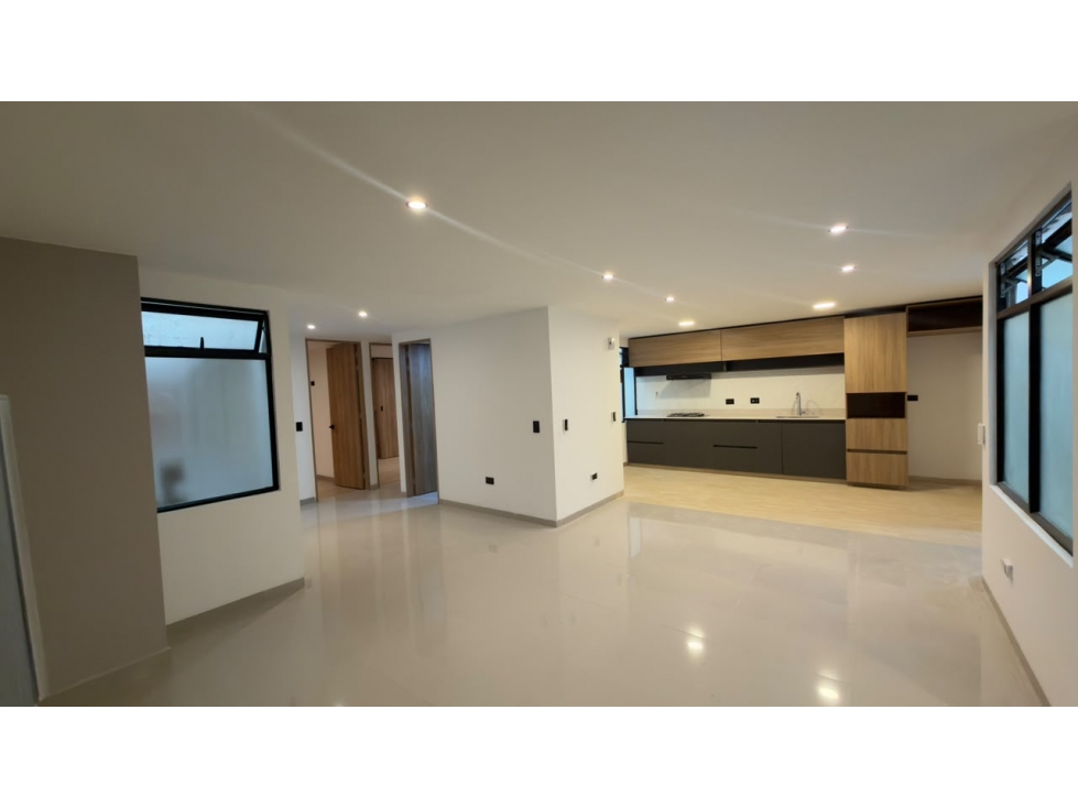 SE RENTA APARTAMENTO EN SABANETA ANTIOQUIA — foto 2