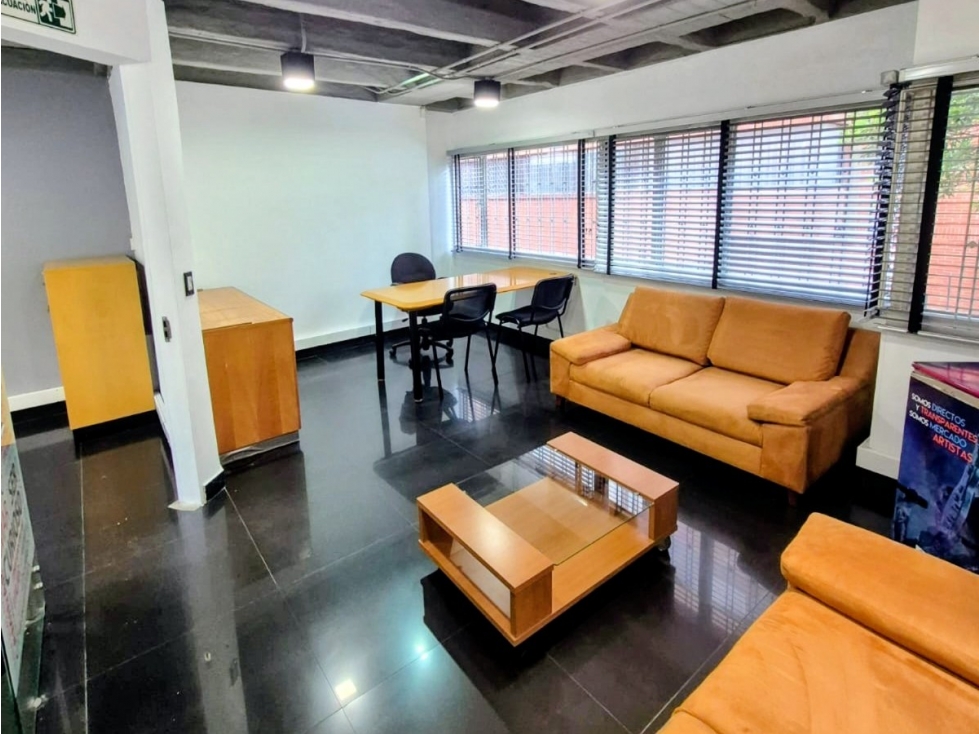 OFICINA EN VENTA EN QUINTA CAMACHO - BOGOTA