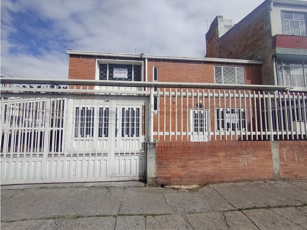 CASA EN VENTA EN EL COUNTRY SUR - BOGOTA