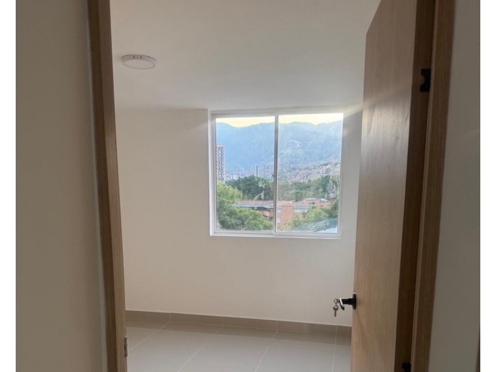 APARTAMENTO EN VENTA EN CALASANZ — foto 4