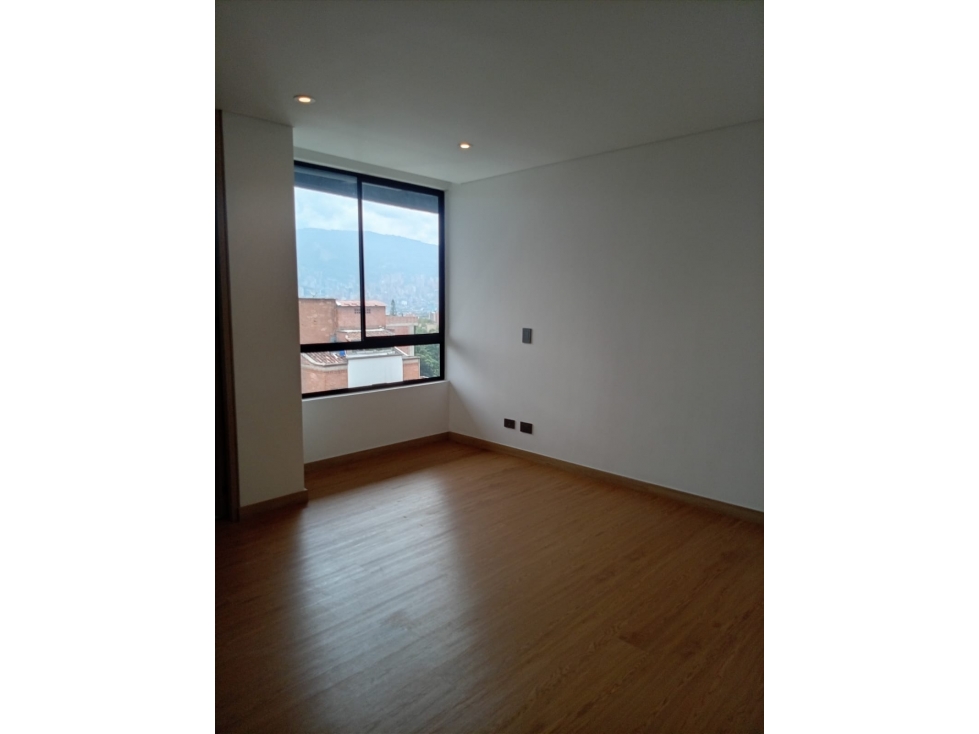 APARTAMENTO EN VENTA EN LA CASTELLANA MEDELLÍN — foto 5