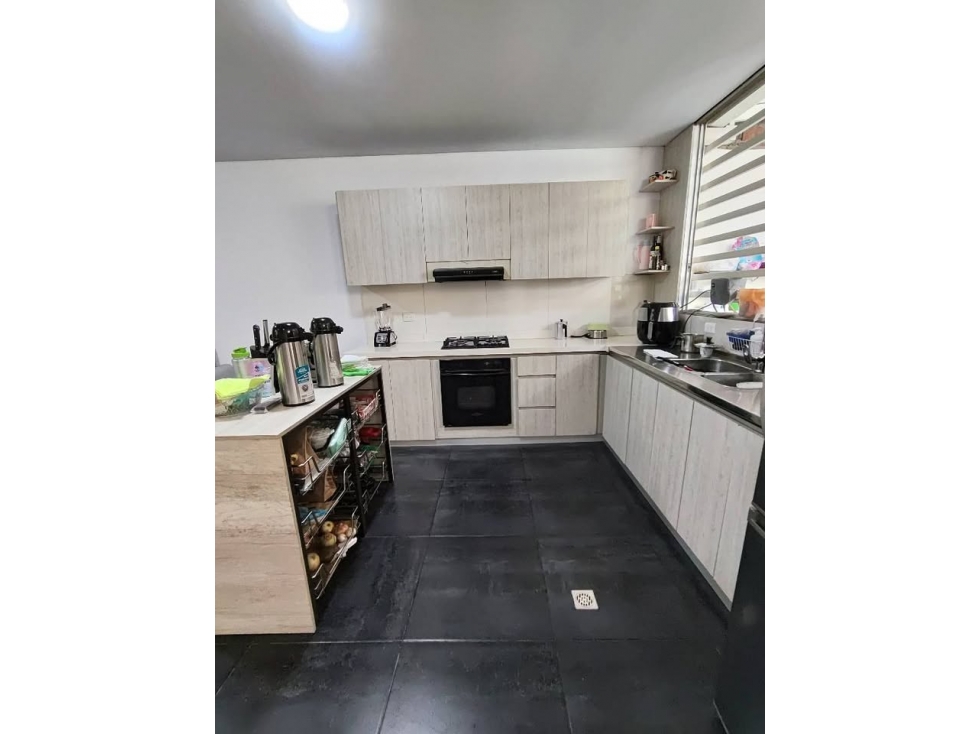 Venta Casa en Multifamiliar en Champagnat, Sur de Cali 3105. — foto 4