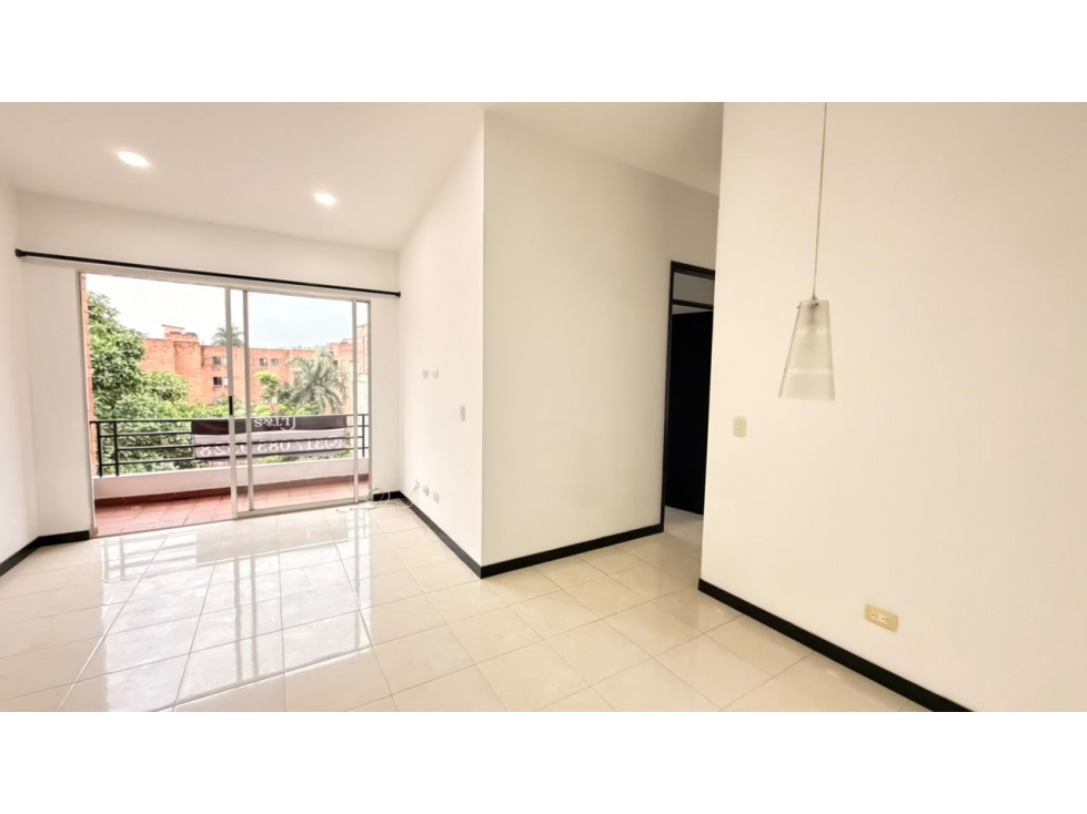 Venta Apartamento en El Refugio, Sur de Cali 3788.
