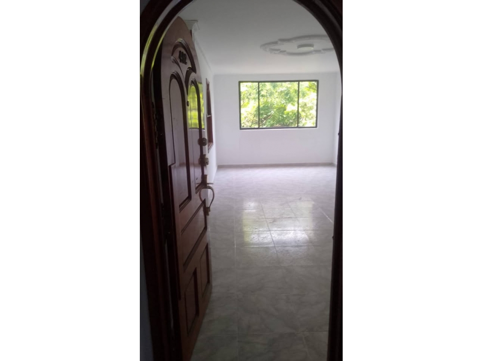 Venta Apartamento en Colseguros, Sur de Cali 4211.