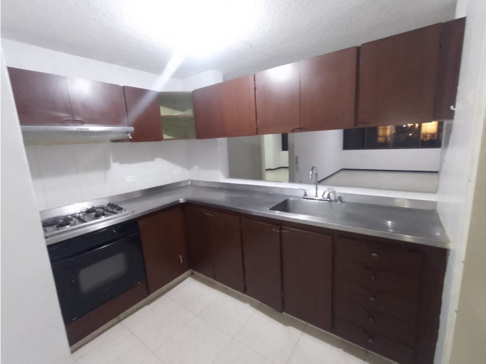Venta Apartamento en Granada, Norte de Cali 3517.